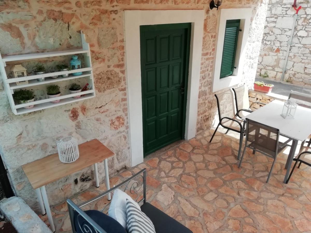 Krka Waterfalls Stonehouse Roko Lozovac Dış mekan fotoğraf