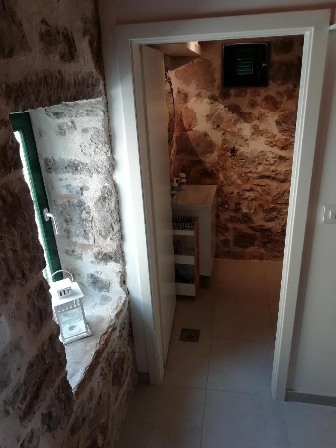 Krka Waterfalls Stonehouse Roko Lozovac Dış mekan fotoğraf